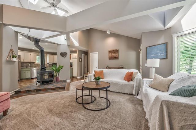 105 E Cedar Street, Spring Hill, KS 66083