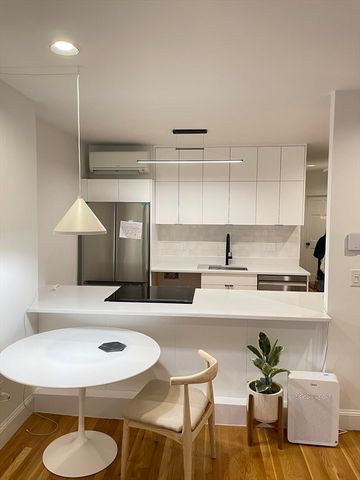 501 Columbus Ave 2, Boston, MA 02118