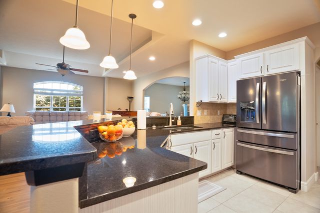 801 Silver Cliff Way, Branson West, MO 65737