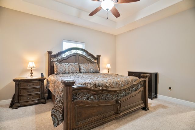 801 Silver Cliff Way, Branson West, MO 65737