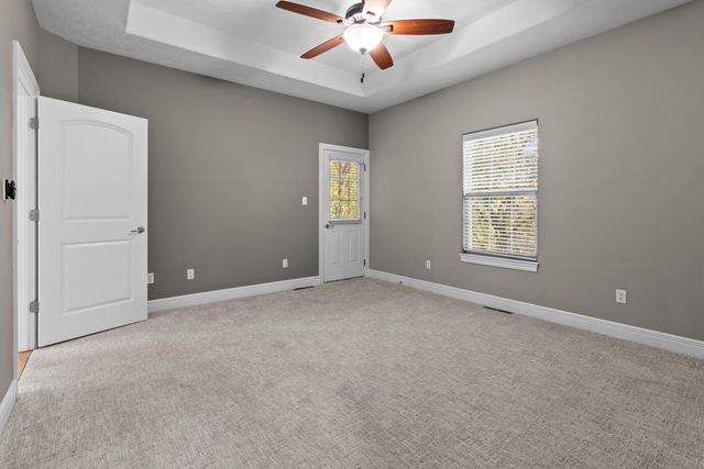 801 Silver Cliff Way, Branson West, MO 65737