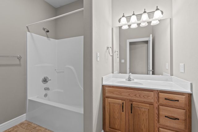 801 Silver Cliff Way, Branson West, MO 65737
