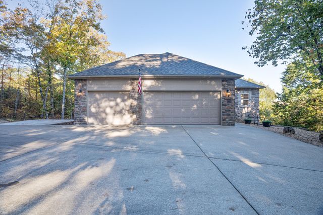 801 Silver Cliff Way, Branson West, MO 65737