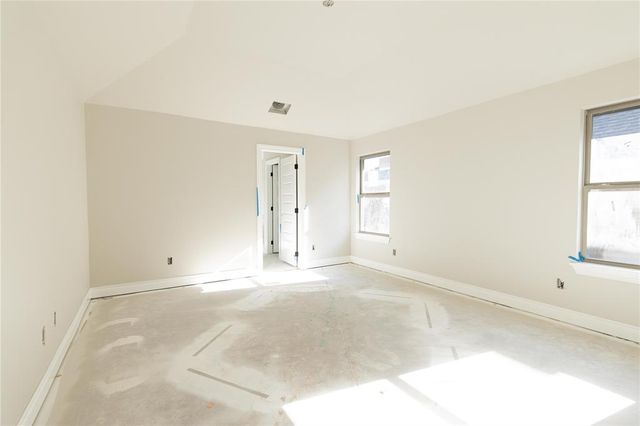 3300 Porter Drive, Edmond, OK 73012