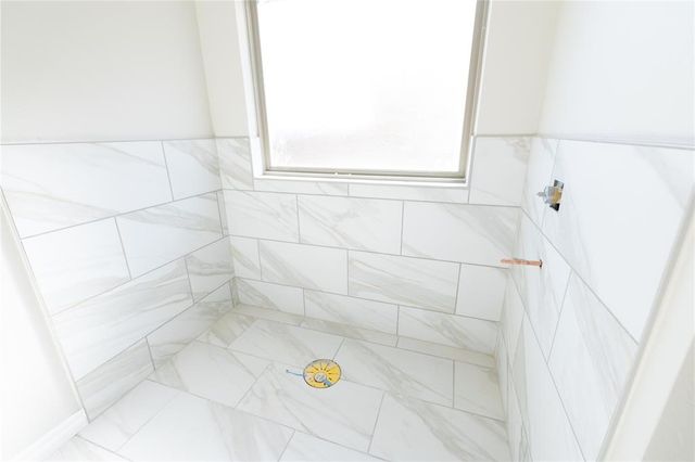 3300 Porter Drive, Edmond, OK 73012