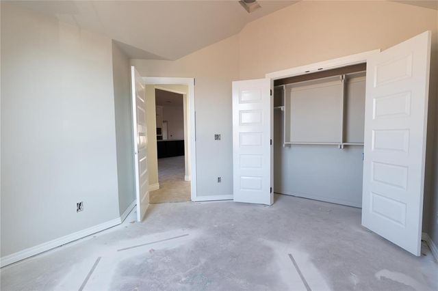 3300 Porter Drive, Edmond, OK 73012