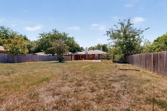 2901 Terry Court, Denton, TX 76209