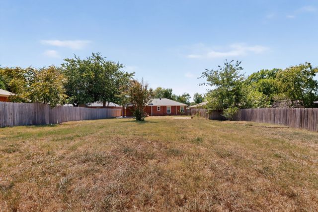 2901 Terry Court, Denton, TX 76209