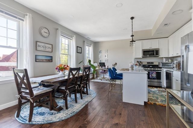 170 Ashmont St 15, Boston, MA 02124