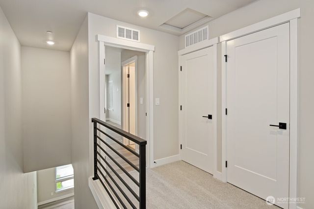 6613 S 128th Street, Seattle, WA 98178