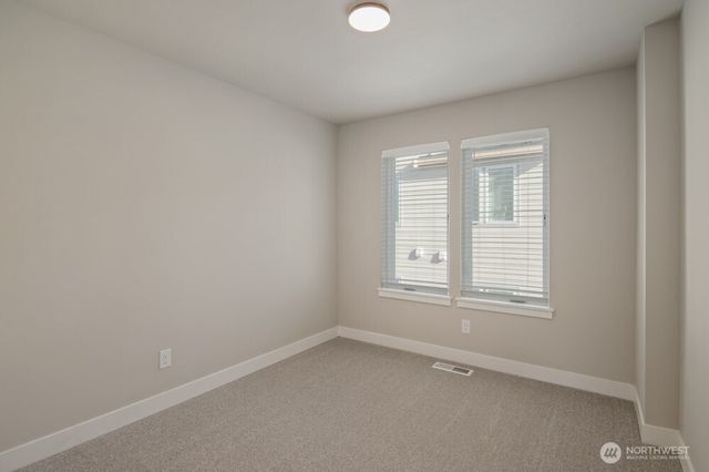 6613 S 128th Street, Seattle, WA 98178