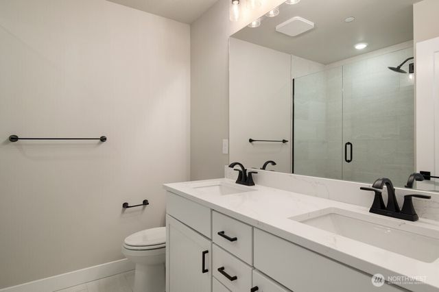 6613 S 128th Street, Seattle, WA 98178