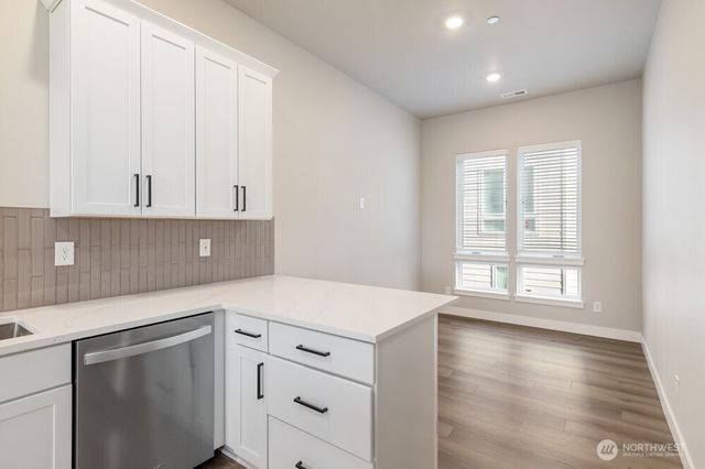 6613 S 128th Street, Seattle, WA 98178