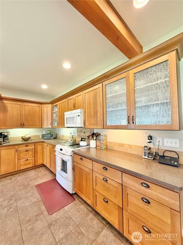 13 Fox Mountain Road, Okanogan, WA 98840