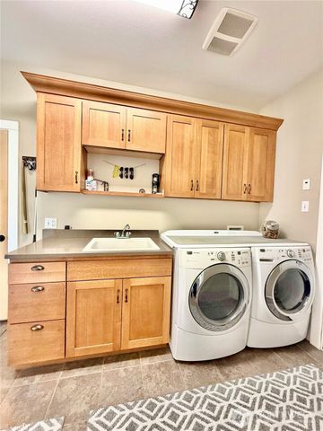 13 Fox Mountain Road, Okanogan, WA 98840