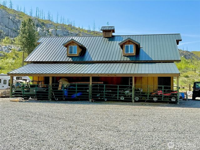 13 Fox Mountain Road, Okanogan, WA 98840