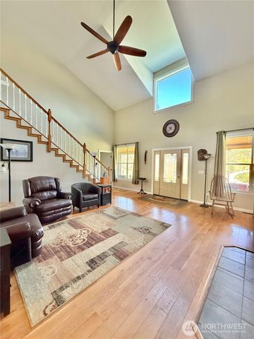 13 Fox Mountain Road, Okanogan, WA 98840