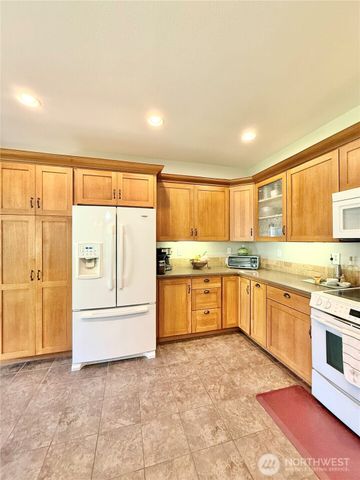 13 Fox Mountain Road, Okanogan, WA 98840