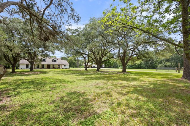 10209 Oberrender Road, Needville, TX 77461