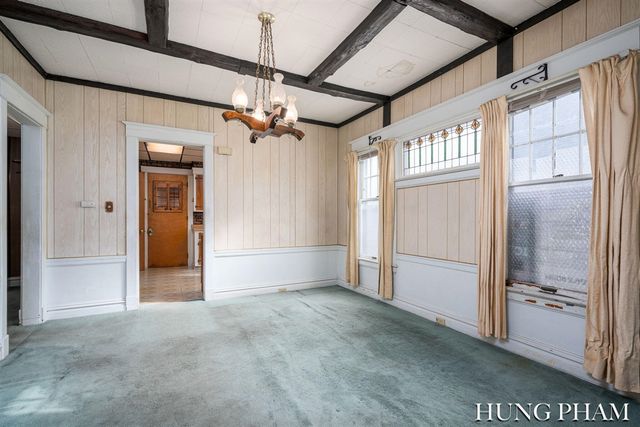 145 Dickinson Street, Grand Rapids, MI 49507