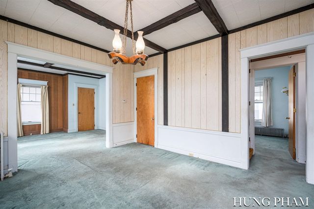 145 Dickinson Street, Grand Rapids, MI 49507