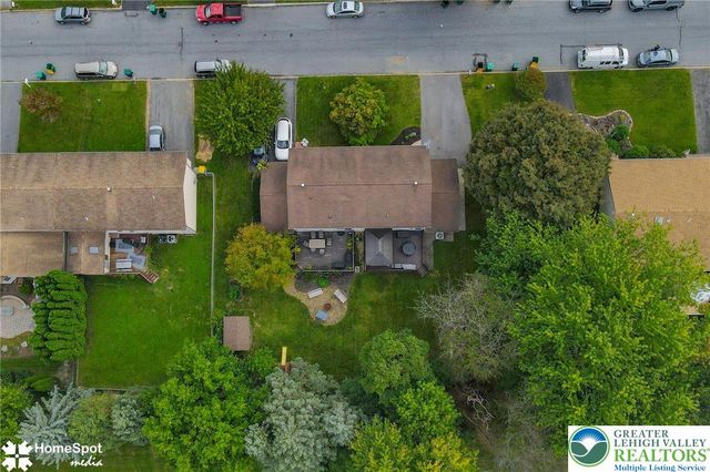 56 Jonathan Drive, Palmer Twp, PA 18045