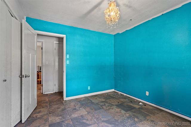 1900 Hometown Road, Ardmore, OK 73401