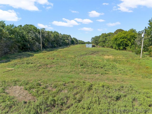 1900 Hometown Road, Ardmore, OK 73401
