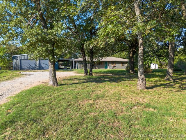 1900 Hometown Road, Ardmore, OK 73401