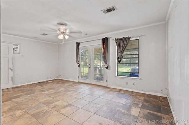 1900 Hometown Road, Ardmore, OK 73401