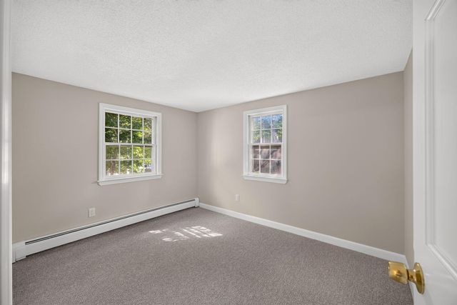 41 Old School House Road, West Hyannisport, MA 02672
