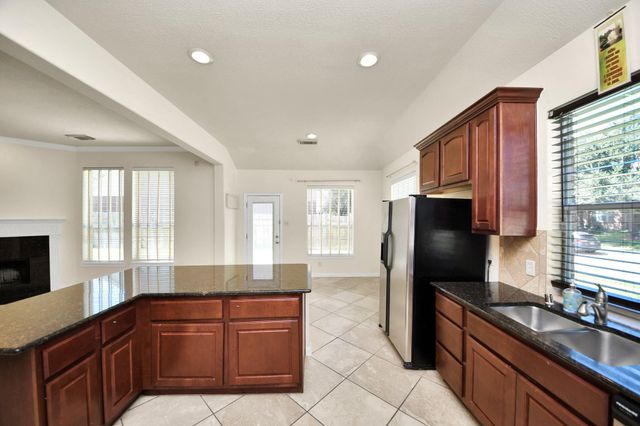 13935 Charterhouse Way, Sugar Land, TX 77498