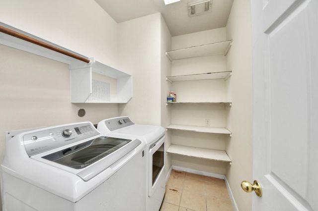 13935 Charterhouse Way, Sugar Land, TX 77498