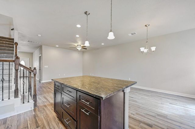 3303 Elija ST B, Austin, TX 78745