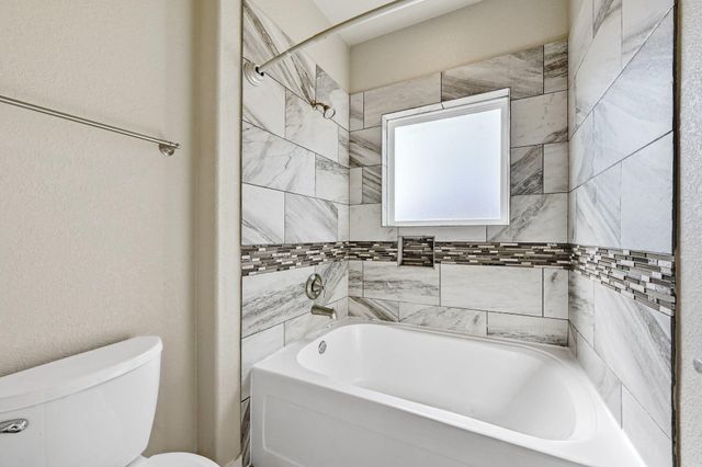 3303 Elija ST B, Austin, TX 78745