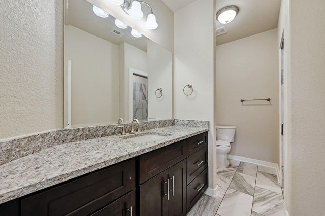 3303 Elija ST B, Austin, TX 78745