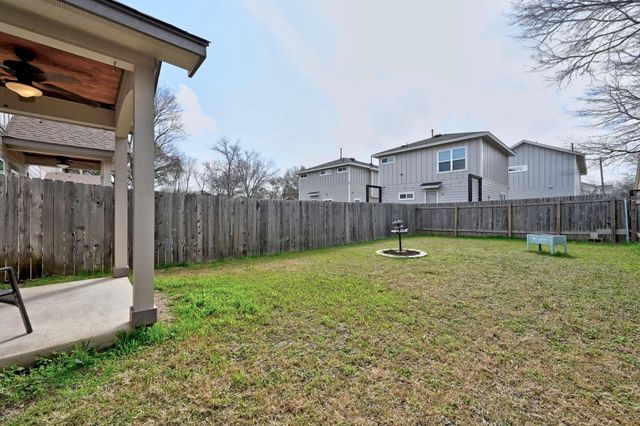 3303 Elija ST B, Austin, TX 78745