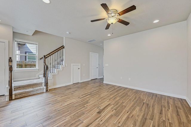 3303 Elija ST B, Austin, TX 78745