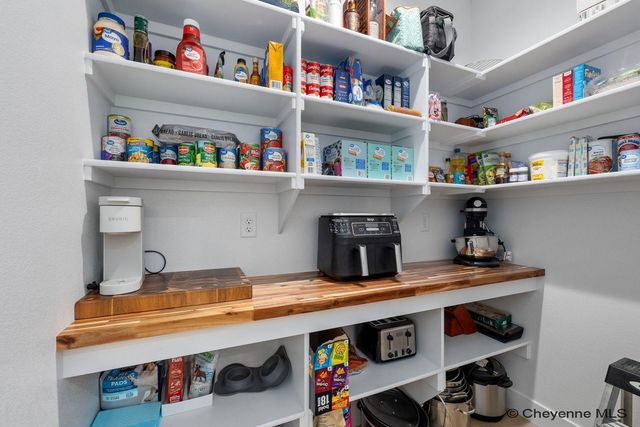 4100 SAGE RD, Cheyenne, WY 82001