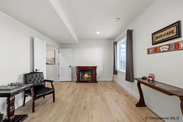 4100 SAGE RD, Cheyenne, WY 82001