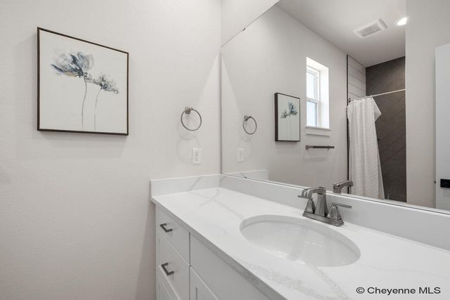 4100 SAGE RD, Cheyenne, WY 82001