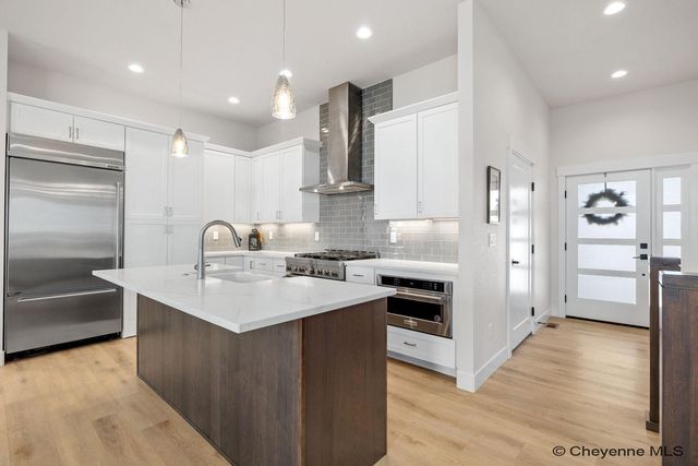 4100 SAGE RD, Cheyenne, WY 82001