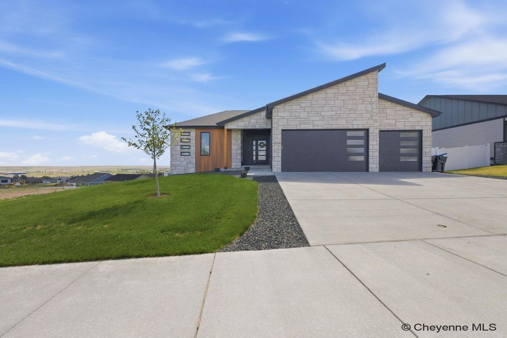 4100 SAGE RD, Cheyenne, WY 82001