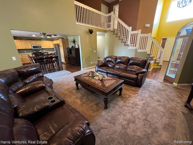 31271 Lavender Drive, Brownstown, MI 48173