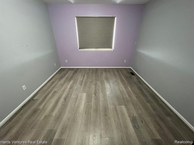 31271 Lavender Drive, Brownstown, MI 48173