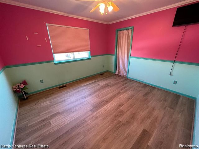 31271 Lavender Drive, Brownstown, MI 48173