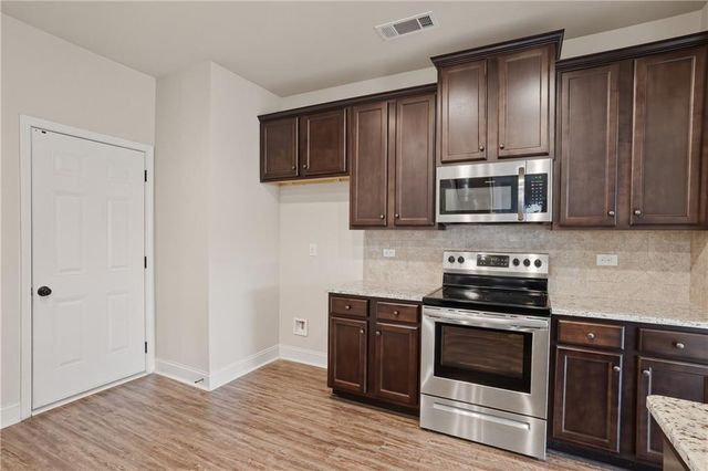 309 Olympian Drive, Ellenwood, GA 30294