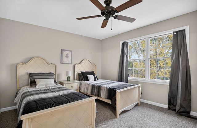 2479 WHEATFIELD LN, Furlong, PA 18925