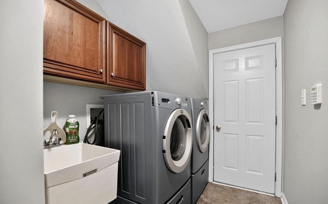 2479 WHEATFIELD LN, Furlong, PA 18925