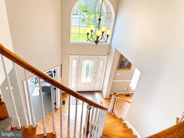 2479 WHEATFIELD LN, Furlong, PA 18925